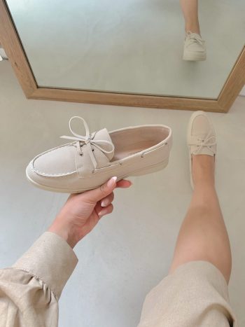Liz loafers met strik in beige